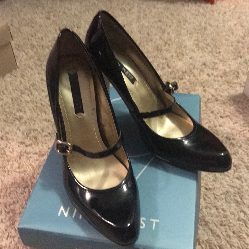 Nine West patent Mary Jane